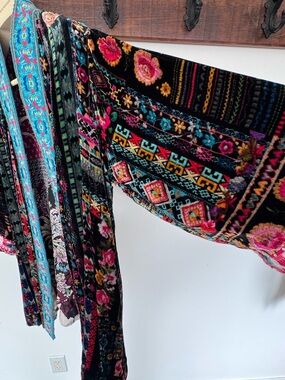 Johnny Was Oversized Velvet and Silk Reversible Kimono with front pockets